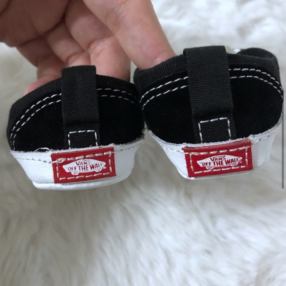 Vans Classic Black and White Infant Crib Shoes Size 2 - Picture 4 of 6